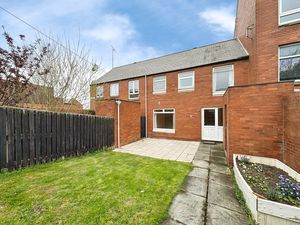 Photo 7- click for photo gallery